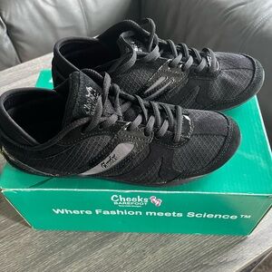 TONY LITTLE cheeks shoes